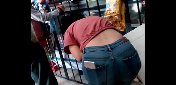  teen ass jeans store 18 years